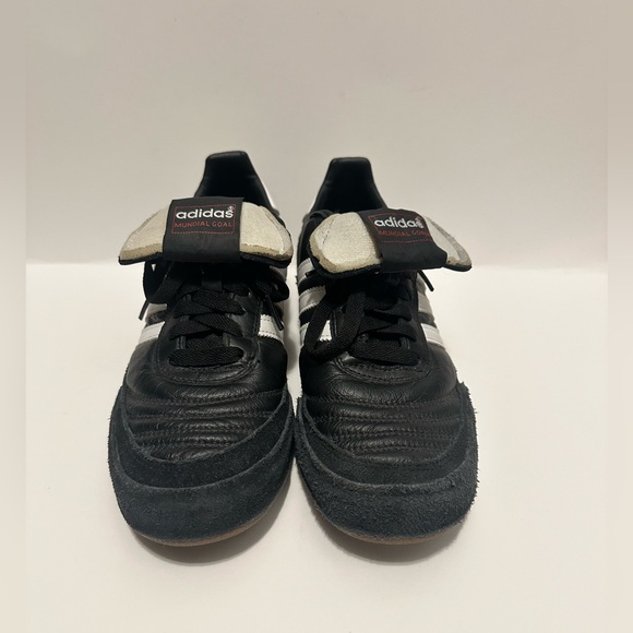 ADIDAS MUNDIAL GOAL INDOOR SHOES CLEATS - Picture 1 of 5